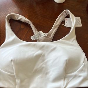 Wunder train sports bra by Lululemon 6 white